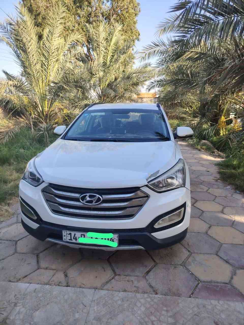 السلام عليكم 
سنتافي ٢٠١٥ خليجي فول مواصفات عدا البانوراما 
كشن كهرباء
 بصمه 
سته سلندر 
رقم بصرة/  سنوية 2029
السعر /157 
استفسار  *********** 
مكانها البصرة /قضاء المدينة
