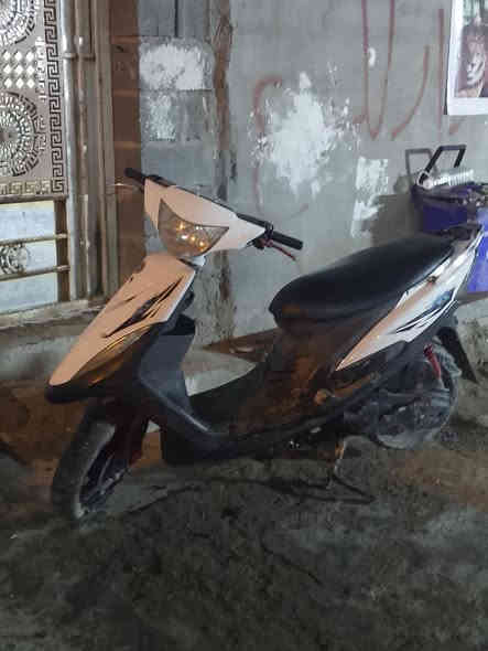 شباب دراجة ماكس عدلة للبيع 
نضافه ٪100 دراجة خير من الله
لا نضوح لاتبخير  الكهربايات شغال
السعر 550 وبيه مجال حك الجيه
العنوان بغداد حي اور 600 
الرقم *********** 
متواجد واتساب وماسنجر
