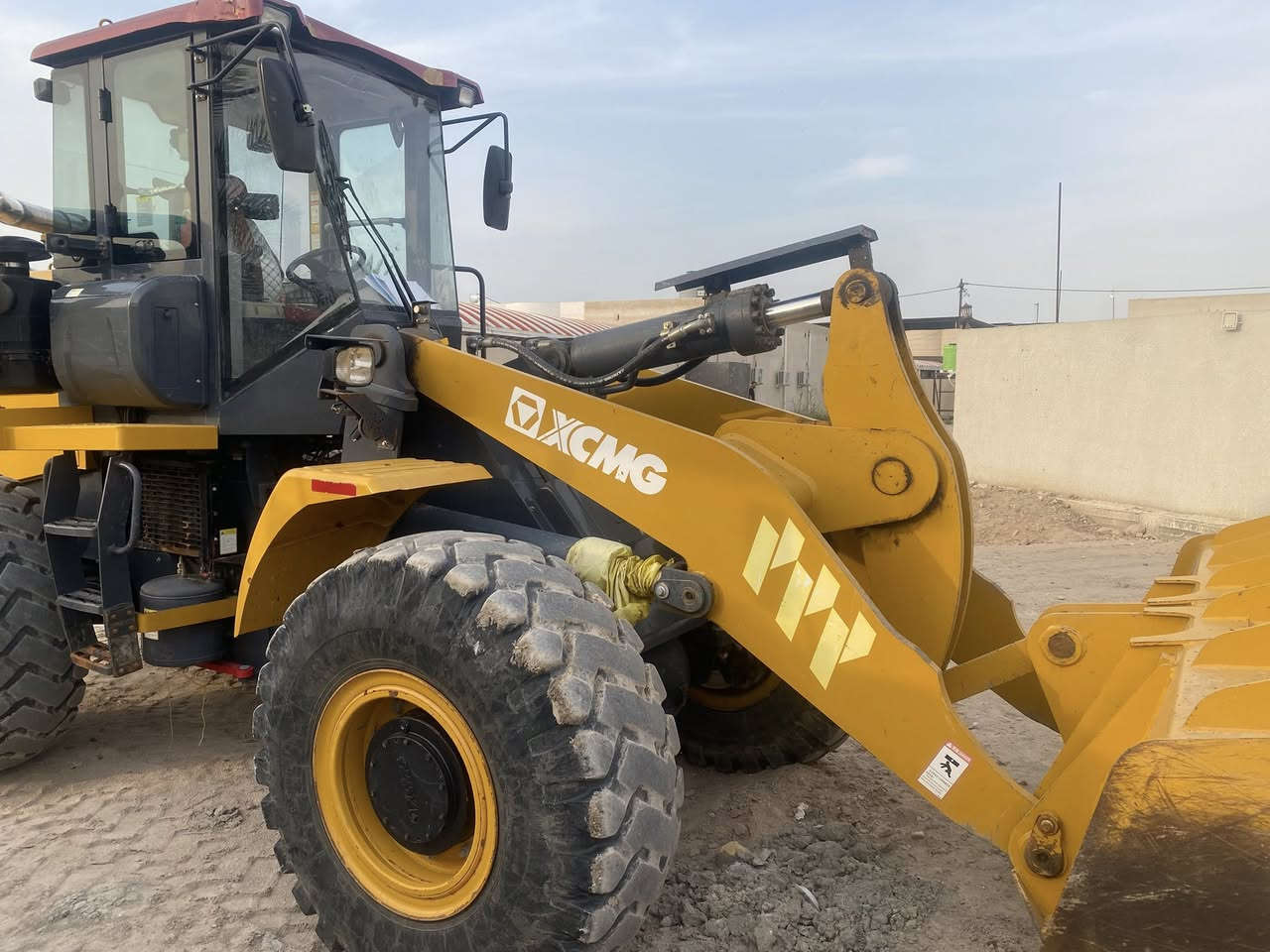 السلام عليكم البيع شفل مديل2022 العنوان بصره قضاءالمدينه 
سنويه ال2028 شفل جاهز من كلشي محرك كتر كير خير من الله 
رقم بصره الستفسار (***********)
