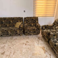 تخم صالون • نضيف