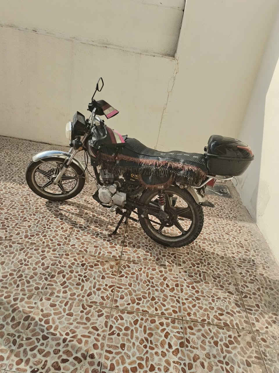 موطور البيع منفيس موجود تواصل ع رقم ***********
