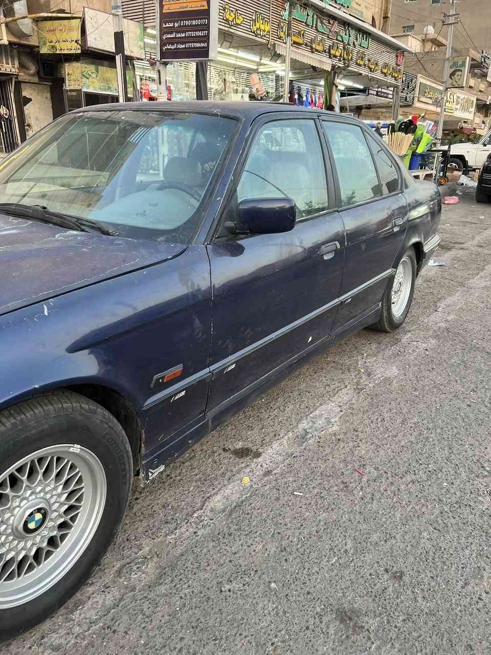 سلام عليكم bmw 540 v8 اصل السياره بلاديه طخه مابيها كلشي يشتغل بل سياره مواصفات ال 40 معروفه السعر 75 وبيها مجال للجنايه ***********
السياره تحويل ثاني يوم 
مراوس حسب القناعه
