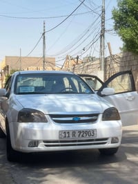 اوبتره • ٢٠١١ • اربع قطع صبغ