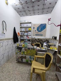 محل للبيع ٤ فاتريتات ميز صيانة فاترينة جام غراض خير من الله  اكثر من ٢...