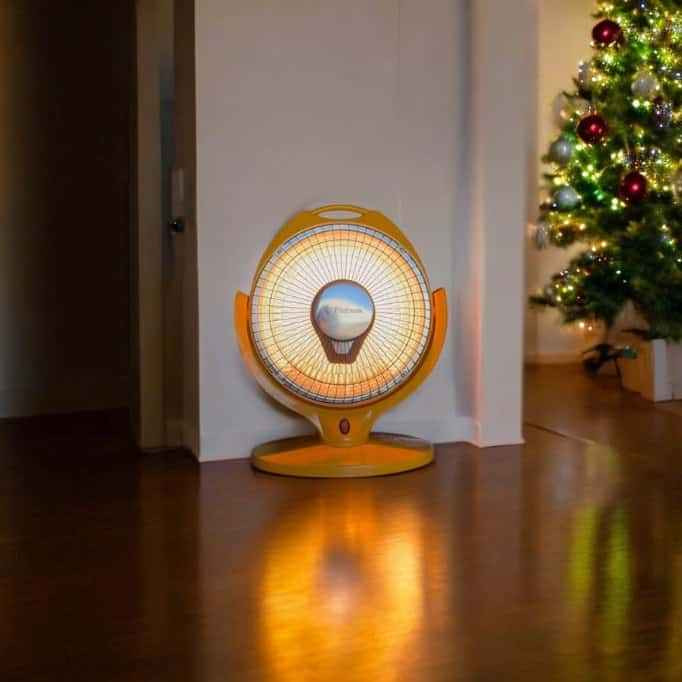 مدفأة كهربائية ماركة Platinum

الميزات:

أنبوب تسخين من الهالوجين

قرص دوار 360 درجة بقطر 12 انش

زر تشغيل  إطفاء

مقبض للحمل

وزن الجهاز: 0.8 كيلو

الطاقة: 600 واط

سلك كهرباء بطول: 1.1 متر

أبعاد الجهاز: الارتفاع 42  العرض 33

المنشأ: الصين
***********
What app أربيل, العراق
