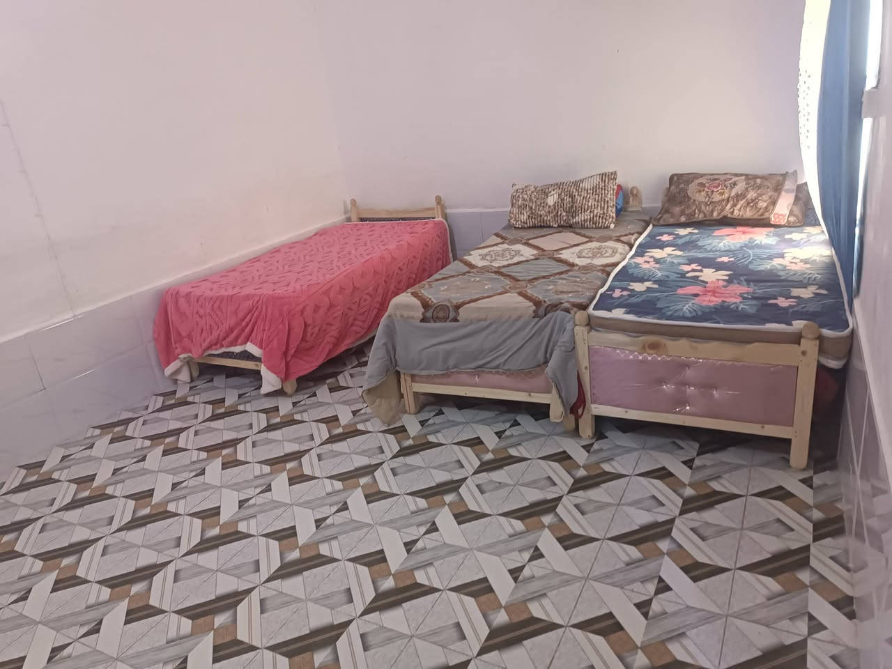 بيت طابو زراعي نزلت معارض بناء جديد مستعجلين ع بيع لغرض السفر تريد مع الاثاث او وحده اتصال ع رقم ‏‪***********‬‏ مكلف بنشر
