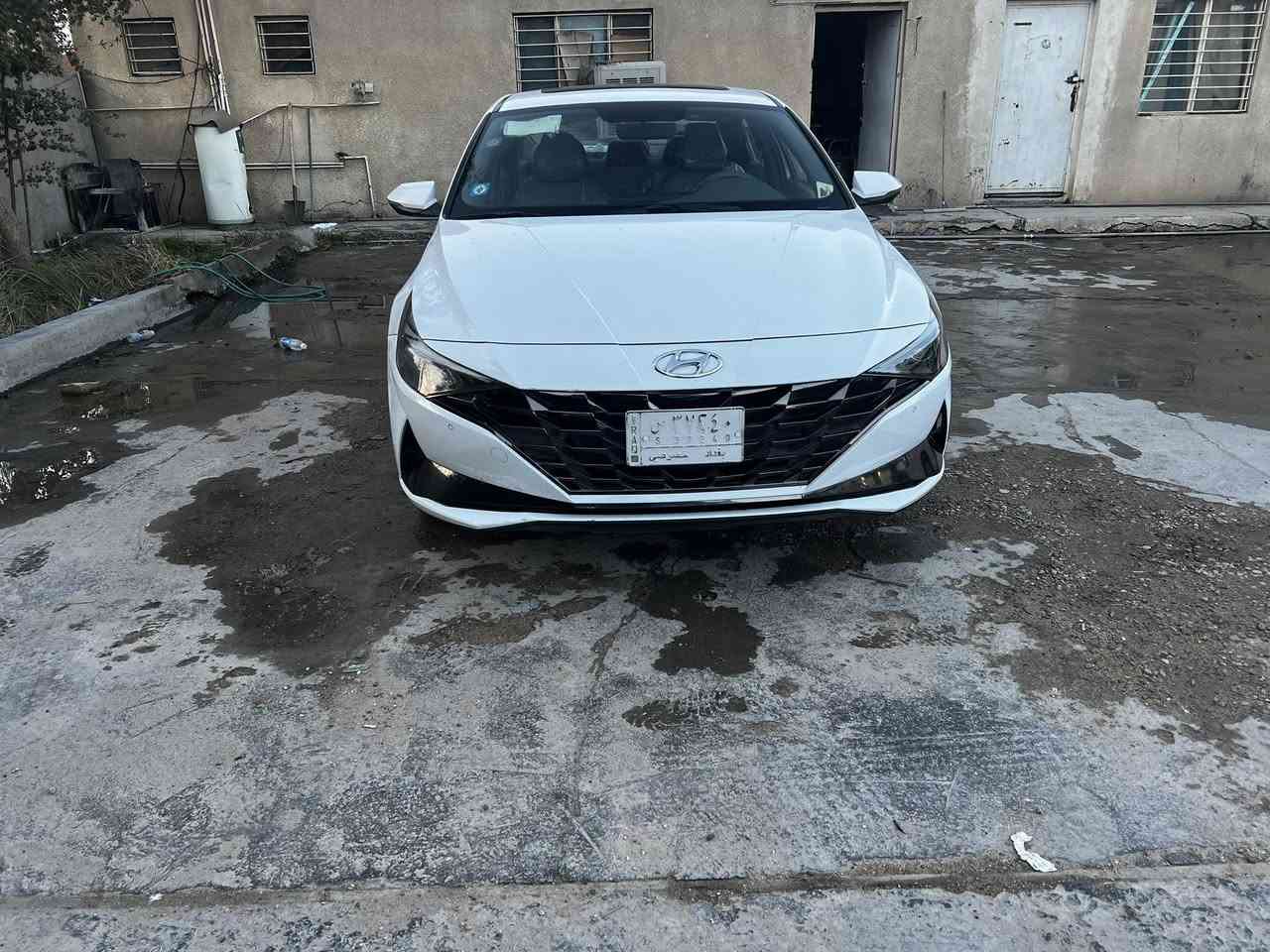 للبيع الانترا موديل 2023 خليجي ماشيه 53الف
مكينه الفين دوش فول موصفات 
فتحه 
تشغيل عن بعد 
بصمه 
حساس خلفي امامي 
ترحيب 
مري شفط اشاير بل مري 
تبريد قطعتين 
جنطه فتح اوتو عند الاقتراب  
شاشه كار بلي مكفوله عده طخه موضحه بل صور ***********
مكان بغداد حي الجهاد السعر ب185
