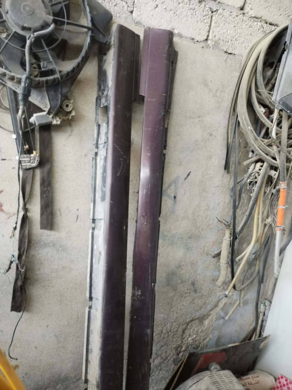 سلام عليكم شباب أغراض بي أم 500 للبيع مكان موصل التواصل معا صاحب الأغراض ***********
