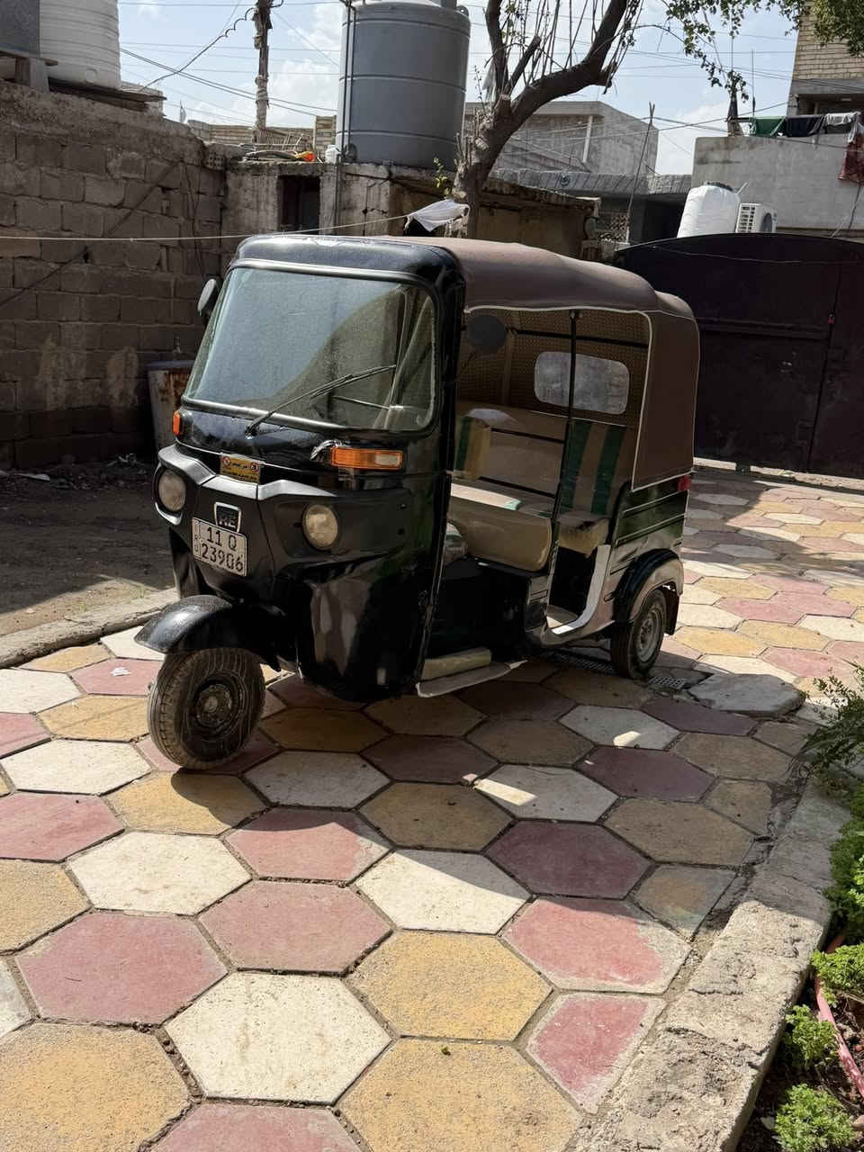 موديل 18 رقم وسنويه باسمي كفاله عامه من كلشي
مكاني /:بغداد/:الزعفرانية/:جسر ديالى القديم /:
السعر5مليون وبيهه مجال جاهزه كبل للشارع
***********
