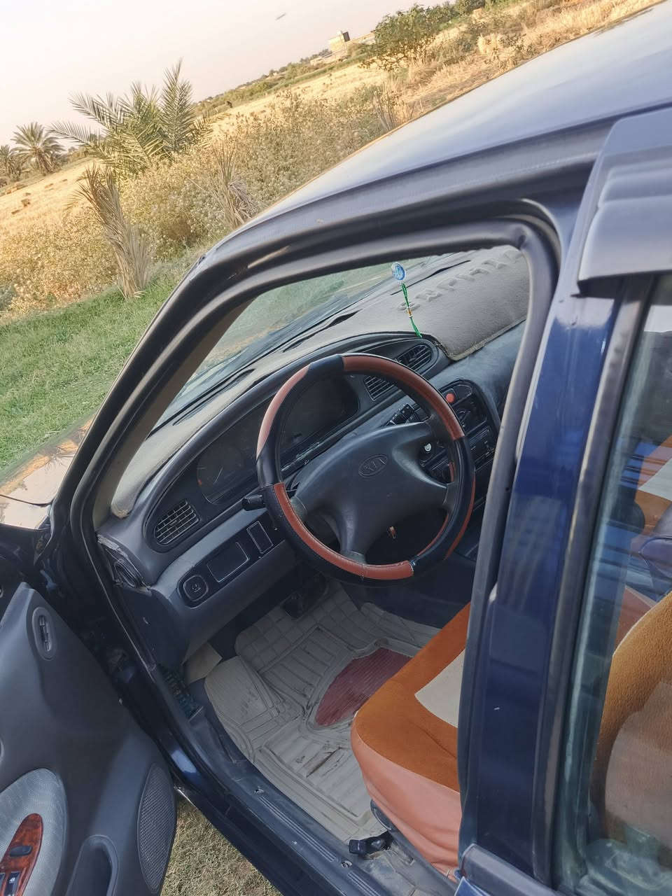 سيفيه موديل ٩٥ اوتماتيك كير ومحرك 
مكفولات سياره باسمي تحول ثاني يوم  السياره جاهزه شغل وطلع السعر ٣٥ وبيه مجال للبيع او مراوس  مكان الحمزه الغربي الخميسيه الاتصال ***********

