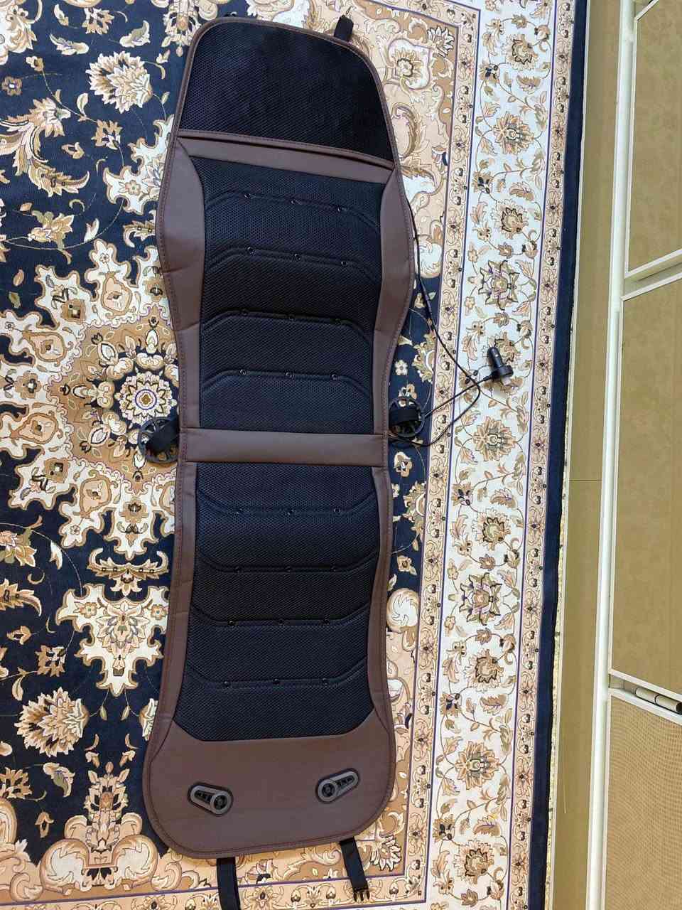 السلام عليكم
عندي مقعد  كرسي سياره بي تبريد يشتغل ع جداحه مال السياره جديد غير مستعمل مال باله اوربيه سعره 40 وبي مجال مكاني بغداد 
حي الجهاد 
الاستفسار ع رقم *********** واتساب
