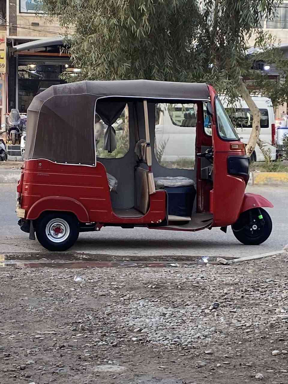 يا الله سلام عليكم شباب تكتك موديل 19 للبيع شهر 10  رقم بغداد هزة جديده صار شهر مكينه تجفيت جديد هم صار شهر وشويه واكلسلهة جديد تكتك مكينه خيررمن الله ونضيفه مال جناية مكاني ديالى بعقوبة التحرير ***********  السعر 6وربع الي ميعرف بلسوك لايطبلي ويكلي غاليه ممتواجد بلخاصص ‼️
