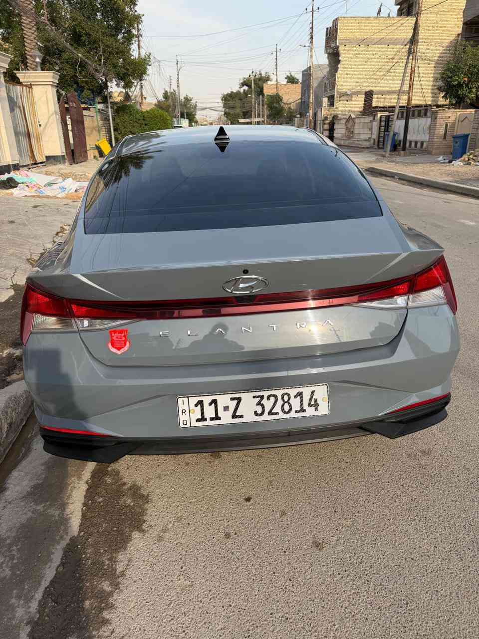 النترا.    2023 وارد امريكي ماشيه ٣٦ الف محرك 2000 رقم بغداد انكليزي حادث السيارة تبديل باب السايق والجاملغ بدون ايرباك 
شاشه ديجتال 
بصمه   
تشغيل عن بعد              
جنطه ذكيه كهربائية            
شحن لاسلكي
سايد بريك كهرباء
حساس أمامي 
شاشه  كبيره  
نضام مود درايف إيكو وسبورت و عادي
تحكم ستيرن
لد امامي نهاري
مانع انزلاق
مانع انحدار
لايت عدسات زنون 
السعر 160 

العنوان بغداد السيارة باسمي سنوية  جديدة 
وباقي التفاصيل الاتصال على هاذ الرقم 
***********
