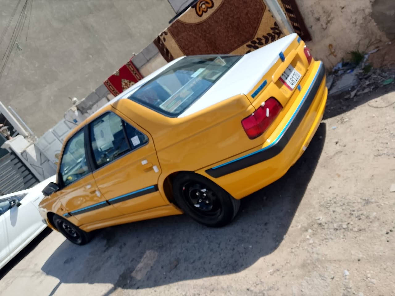 سلام عليكم بيجو بارص موديل 15 سيارة مكفولة صدر امامي خلفي جديد سنوية بسمي رقم انكليزي تبريد ثلج تخم تأير كهربائيات شغالة السيارة ربع مذب عليهة السيارة احلى من الصور السعر 50 بيها مجال مكاني بغداد البياع حي العامل رقم الهاتف ***********
