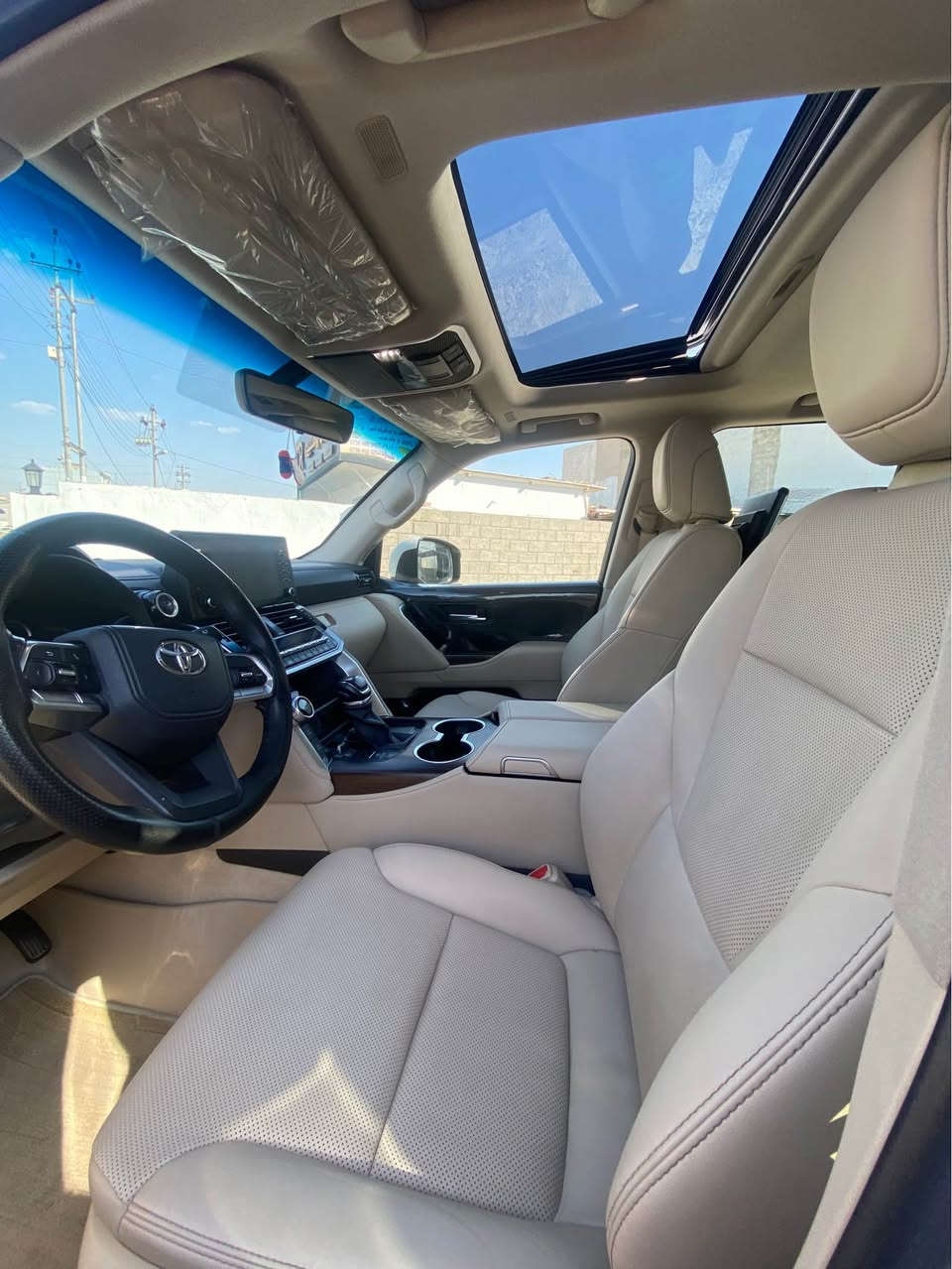 TOYOTA LAND CRUISER 2023 
‎کوردی:عربي
سلام عليكم 
‎تۆیۆتا لاند کروزەر 
‎مۆدێل ۲٠۲۳
‎سفری شەریکەی ساز
‎سەیارەکە دەعامی بۆ دەعامی بەشەرت
‎53000 رۆشتوە
‎کامل ppf بۆ کراوە
‎مواسەفات GX.R بیلادی
‎رەقەم تەلەفۆن
***********
‎واتس ئاپ 
‎ڤایبەر
سلام عليكم 
تويوتا لندنكوزر
مودل ٢٠٢٣
شريكة ساز
سيارة دعامي ل دعامي بيشرت
سيارة كامل ppf
سيارة ماشي ٥٣٠٠٠ كم
بيلاد GX.R
*********** أربيل, العراق
