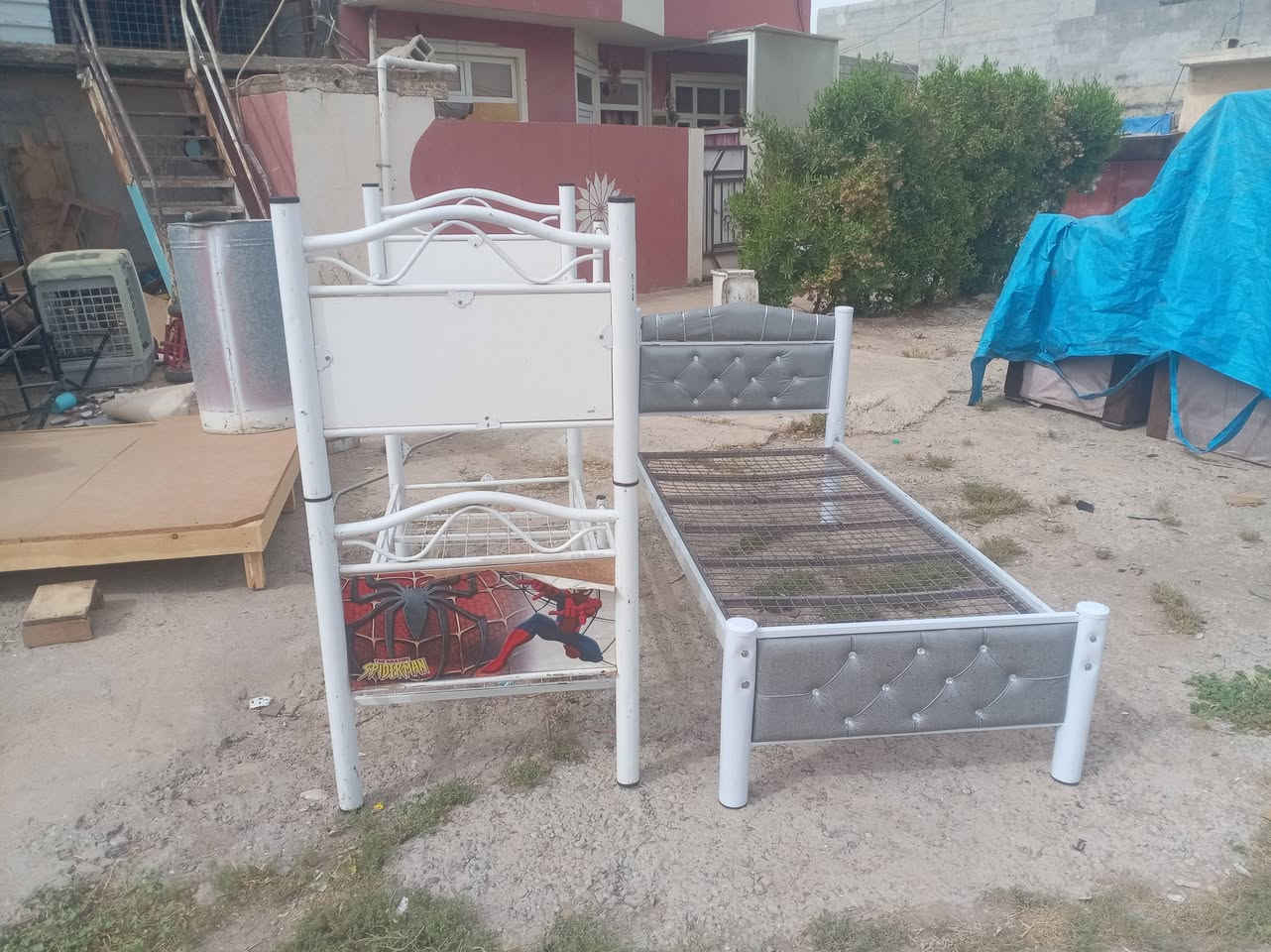 جرابايه قاطين مال اطفال كلش نضيفه سعر مناسب
حربايه ام نفر حديد كلش نضيفه
مزاد مهدي خانقيني
خانقين محطه مجاور مركز شرطه ازادي
***********
