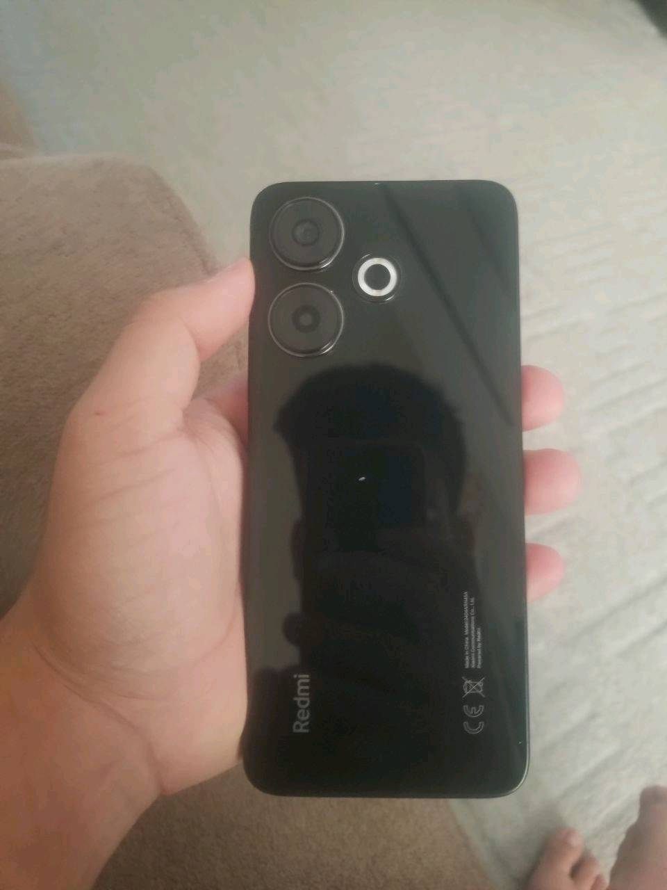 للبيع Xiaomi Redmi 13 بحالة ممتازة 🌟
النسخة الأعلى 256GB ومساحة تكفي لكل تطبيقاتك وصورك.
الجهاز:
استخدام شخصي ونظيف
اللون أبيض وشكله مرتب
الأداء ممتاز وما بي أي مشاكل
البطارية جيدة جدًا
مناسب للألعاب والدراسة والسوشيال ميديا
ويّة الجهاز:
الكرتونة الأصلية
كيبل الشحن
كفر شفاف
السعر 165 وبيه مجال بسيط