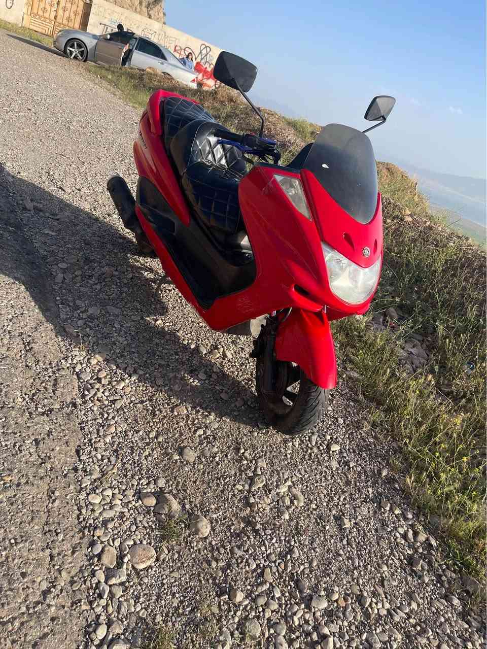 ماجستا ٢٥٠ خاوێن کەڤەری تازە گۆڕدراوە هەموو شتێکی بەشەرت تەنها کەمێک دووکەڵی هەیە ماڵی دۆستە نرخی ٧٥٠ هەزارە قوفڵیەتی پارەی ماتۆڕێکی بچوکە شوێن ڕانیە ژمارە مۆبایل *********** رانية, السليمانية
