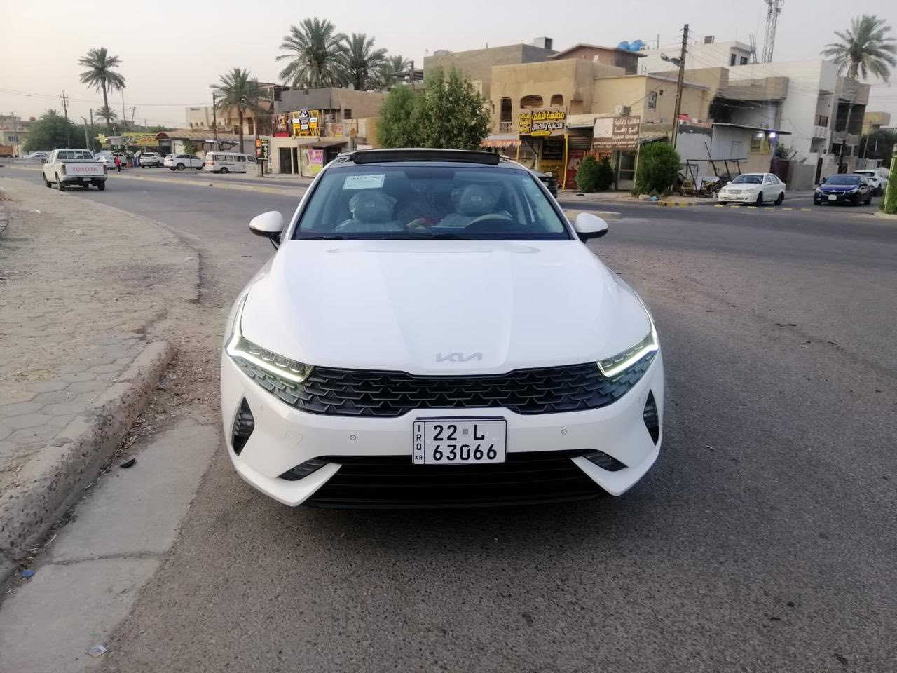 ‏ تحيه طيبه السلام عليكم ورحمة
كيا كي فايف (k5) 2022

الموديل 2022(خليجي ) .
المحرك : 2.000 . 4سلندر/
العداد70الف 

 المواصفات
فتحة سقف(بانوراما)
دخول ذكي(بصمة) +تشغيل عن بعد
شاشة اصلية +كاميرا +حساسات
المصابيح الامامية زنون+LED
المصابيح الخلفية LED
مقاعد تدفئة تبريد
مقاعد جلد+كهرباء
سايد بريك بصمة
اوتو هولد
محدد سرعة
فول تحكم ستيرن
درايف مود
مري كهرباء
 المواصفات المعروفه خليجي
رقم اربيل جديد تحويل ثاني يوم
‏السعر  خاص
اي اسفستار رقم صاحب السياره
***********

