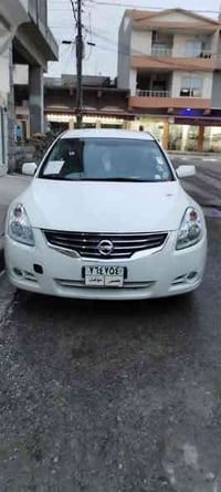 ئالتيما مؤديل ٢٠١٢ساخ ساخ بئرةقةمة مالي مةدةني بةشةرت سئ پارچةو نيوو ب...