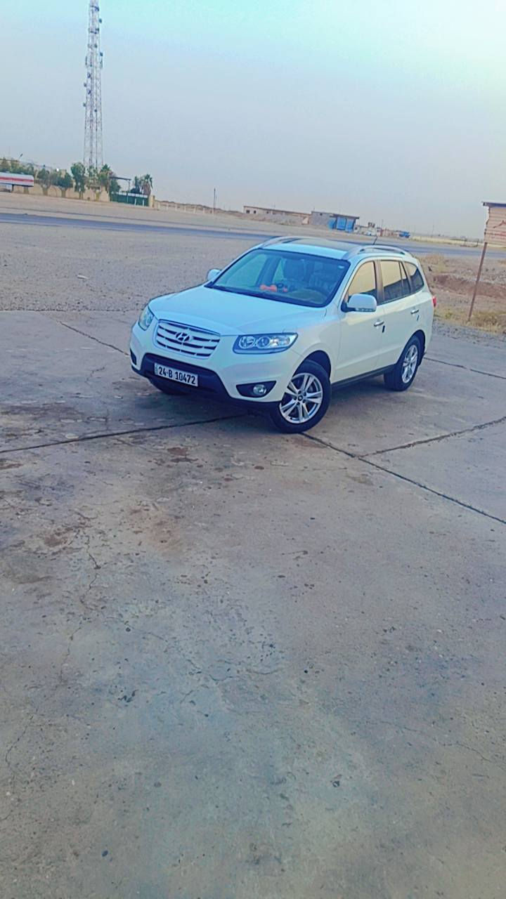 سلام عليكم للبيع        سنتافي 2011محرك4رغم دهوك بسمي مكفوله من الصبغ فقط مكانات بارد سعر155سياره شاشه كامره فتحت صغف ***********
