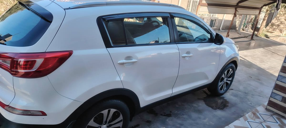 سبورتج ٢٠١١ خليجي سوناره مرفق بالمنشور سياره نضيفه كلش بدون داخل محرك كير تبريد صدر كهربائيات تخم تاير كله جاهزه الف ماتصرف عليه سنويه بسم كردي تريد وكاله تحويل حاضر مكان السياره الصويره سعره ١٢٥ وبيه مجال كلش بسيط *********** رقمي بي واتساب
