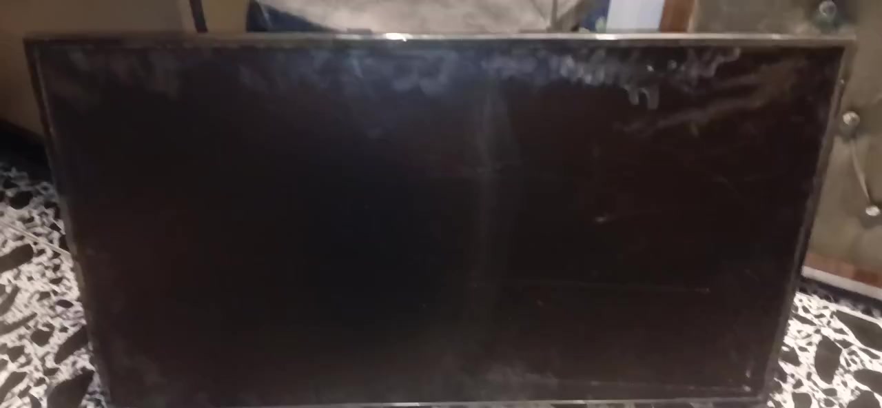 شاشة LG  حجم ٤٣
لبيع بدون ريمونت ضايع 
جديدة سعرها ١٧٥ الف


**إذا كنت صاحب هذا الإعلان وتريد حذفه لأي سبب، رجاءا أرسل رسالة إلى الدعم الفني**