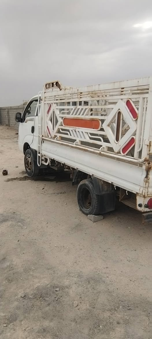 كيه فحل 2014 رقم بصره سياره كانت بلحجز ما ماشيه جديده شراي ينتصل ع راعيه*********** مكان البصرة
