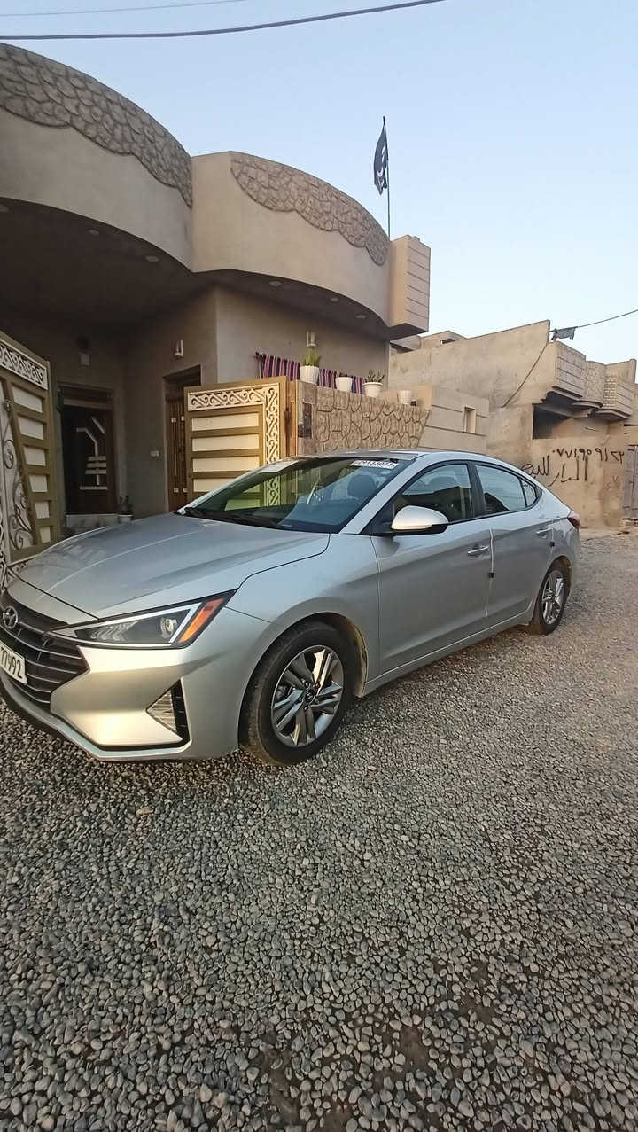 النترا 2019
دخول كلين بيها باردين فقط 
محرك 2000 دوش
كير AT
ماشية 90 ميل
الموقع موصل
السعر 148
الرقم ***********
