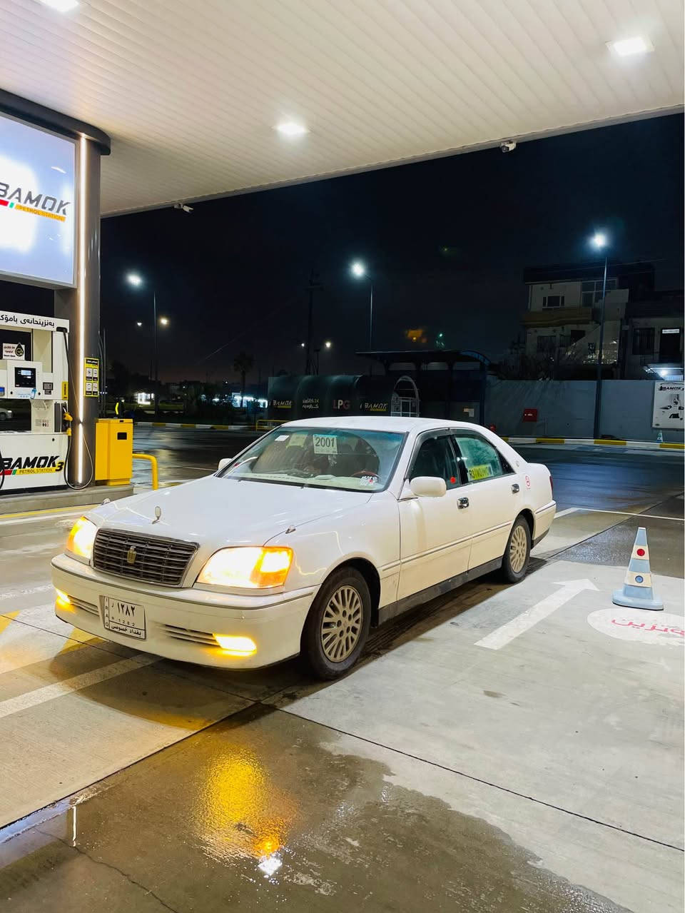 مەلیکە ٢٠٠١ بڕاوە بڕاوە 
مەکینە vvt ئاڵتونی بازاڕ
سەیارەکە دەعمو لێ دراوی نیە 
گێرو مەکینەی بە شەرت 
0775 629 4656 السليمانية, العراق
