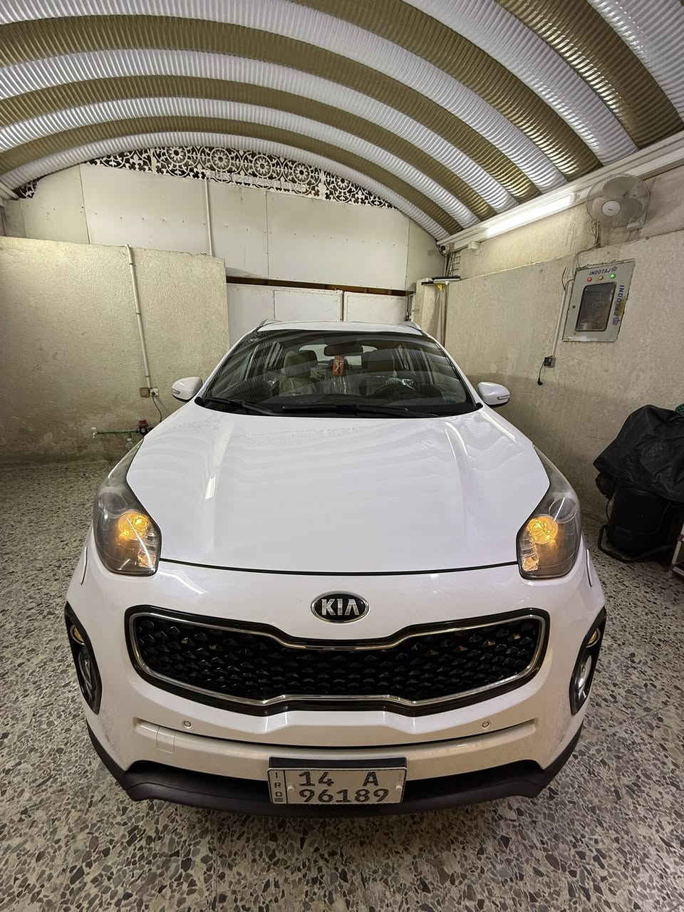 سلام عليكم
كيا سبورتج 2018 خليجي الشركه الدوليه
كفاله عامه لا صبغ ولا بارد ولا تبديل ولا فتح بس تكحيل
رقم بصره انكليزي سنويه و هزه جدد
ماشيه 94 الف
محرك 2000 دوش ما مفتوح
تخم تاير جديد حداديه جديده تبريد ثلج 
مدوشمه دوشمه درجه اولى 
السعر 170 وبيها مجال بسيط للشراي 
مكاني بصره شارع الوفود دويد
هـ ***********
