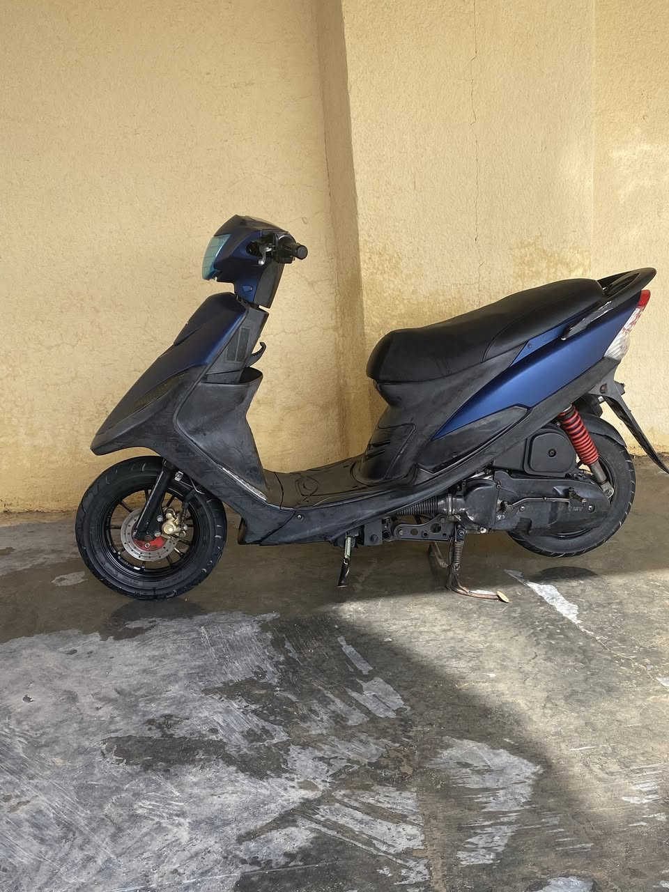 سلام عليكم اخوان ماكس للبيع بوشه 56 نضيفه وما مفتوحه مكفوله من محرك وسعره 525 وبيه مجال خير من الله لتواصل والاستفسار ‭0771 429 1320‬ ￼
