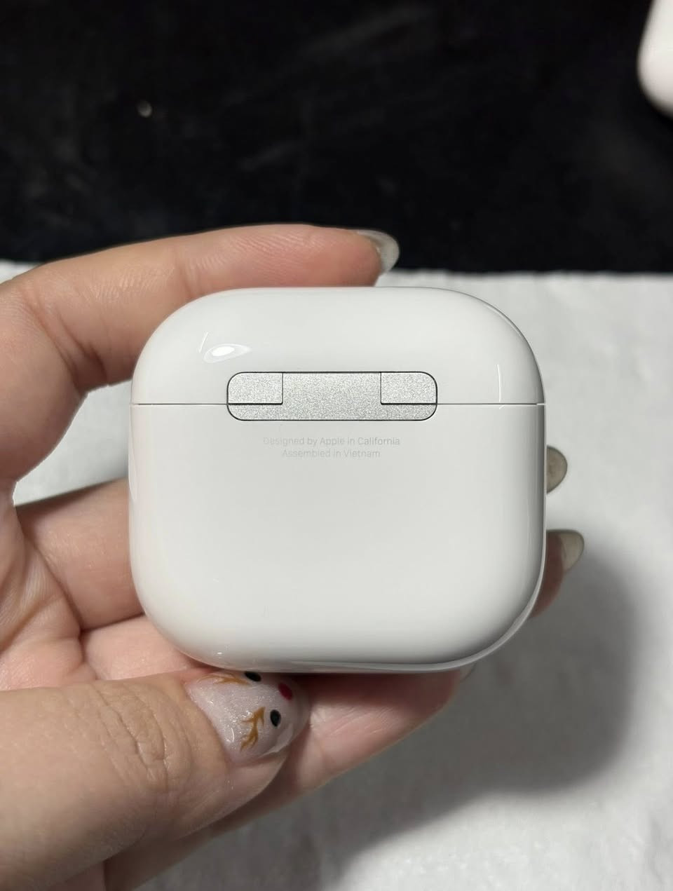 Air pods 4 (ANC) نسخة العزل 
قطعة نظيفة جداً استيراد علي إكسبريس قطعة أمريكية ، فل بدون كارتون تحتوي على كيبل كتان قطني 
( سيريل بموقع ابل - ضمانها بالاعدادات ما منتهيه - عزل تحديد موقع شحن وايرليس 
سعرها 25 توصيل لكل العراق متوفر 
للحجز و الاستفسار واتس اب فقط 
***********
