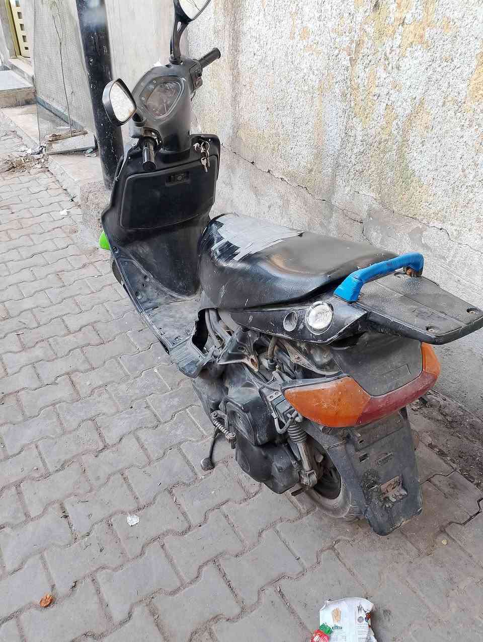 فراشة مدينه الصدر
بيه غراض نقص لحيه وبيت الايت
100الف ***********
