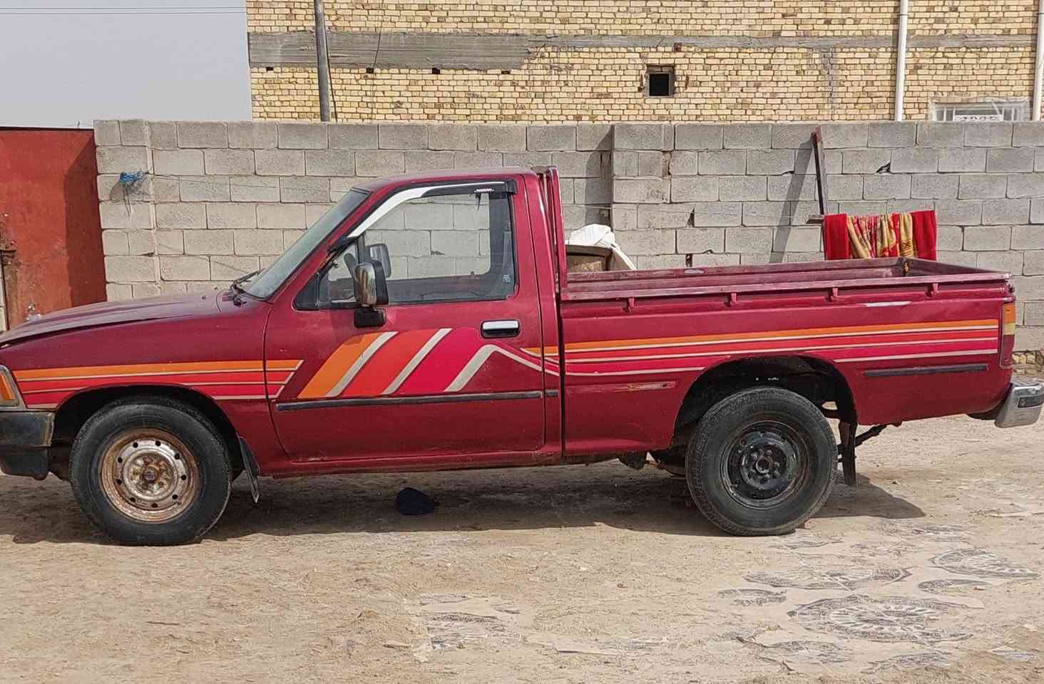 تيوتا موديل 93 كفاله من الصبغ مكينه و كير جيد جدا رقم بغداد مشروع وطني بسمي للعلم فقط الوحات موجوده بالمرور بس اروح اشدهن هذا الاسبوع سياره كلش حلوه بس محتاجين ابيع مستعجل السعر 50 وبيه مجال *********** اتصال على هذا الرقم
