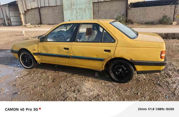 السلام عليكم سيارة بيجو,405 سيارة جاهزة كير ومكينة وحدادية وتخم تاير مداور ثاني يوم مكانها النجف المناذرة غير متواجد بالفيس رايدها 26 وبيها مجال للطيبين للاستفسار الاتصال ***********
