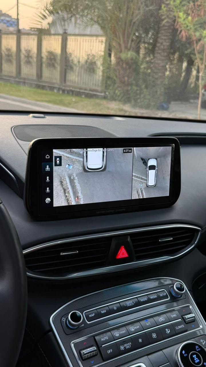 هيونداي سنتافي 2023 هايبرد لمتدد
فول الفول أعلى فئة ماشية 9 الاف ميل برقم بغداد بنوراما دفع رباعي أربع كامرات رادارات امامية خلفية جانبيه مكينة 1.6 تيربو  مع محرك كهرباء . حادث بنيد وجاملغ وصور الحادث مرفقة 
5 راكب 
السعر  :  217 ورقة 
***********
بغداد - الحرية

المواصفات:-( vip )
١- مفتاح ذكي بصمة + التشغيل عن بعد .
٢- نظام اوتو بارك / تقديم و ترجيع السيارة بالمفتاح الذكي والتوقف الذاتي بدون سائق
٣- كير بنظام الازار المنفصلة الاصدار الجديد ( بيانو)
٣- كير ماوس ثانوي لأوضاع القيادة :
 وضعيات للقيادة 
 Drive mode
‏eco - Smart - Sport 
    Snow-
٤- نظام HTRAC الحديث دفع رباعي
٥- بنوراما فتحة سقف.
٦- هاند بريك بصمة 
‏٧ - Auto Hold  أوتو هولد
٨- خاصية ISOFIX   ايزو فكس قفل الاطفال
٩- نظام مانع الانزلاق
١٠ - نظام نزول المنحدرات.
١١ - نظام اطفاء المحرك (A) ذاتيا في الازدحامات لتوفير الوقود
١٢- شاشة تدعم Apple Car play و Android وبلوتوث مدمج والأوامر الصوتية
١٣- الداشبورد الكتروني بانماط متغيرة حسب وضعية القيادة
١٤- الشاشة الوسطية حجم كبير ١٢ انج مع دعم الملاحة بالخرائط GPS وبوصلة للاتجاهات
١٥- شاحن هاتف wireless
١٦-  مخارج شحن USB وتشغيل الميديا
١٧- منافذ للطاقة كهرباء 12فولت ومنفذ 110 فولت
١٨-  المرايا الجانبية قابلة للطي + نقطة عمياء + هيتر + اشارات
١٩- مرايا جانبية بخاصية الترحيب والفتح عند الاقتراب والاضاءة في الضلام
٢٠-  الصندوق كهربائي ذكي
٢١- حساسات ضغط الاطارات 
٢٢- حساسات أمامية / جانبية /خلفية
٢٣-  كامرة اضافية لتقنية منع الخروج عن المسار
٢٤- ميزة التوقف الذاتي للمركبة منعا للاصطدام عند القيادة او الرجوع
٢٥-  المركبة تعيد نفسها للمسار الصحيح عند عدم الانتباه
٢٦- لايت زينون رباعي العدسات بتقنية High Beam الانارة الذكية + LED  نهاري 
٢٧- بك لايت LED مميز مدعوم بتقنية ضد الضباب لاوضح رؤية للمركبة
٢٨- خاصية دعم الكاميرات عند تشغيل الإشارة الجانبية لرؤية الزوايا العمياء
٢٩- كاميرا دوارة 3D تفاعلية متعددة الاوضاع
٣٠- اضاءة داخلية LED تقنية Ambient Light متعددة الالوان 
٣١- مرآة داخلية بخاصية التعتيم الذاتي 
٣٢- سستم صوت سماعات محيطية مع دمام وتويترز 
٣٣-  نظام القيادة الذاتي الذكي في الشوارع المخططة 
٣٤- مثبت السرعة Cruise وميزة التباعد عن المركبات
٣٥- خاصية المايك للسائق للتحدث مع الركاب في الخلف
٣٦- حساس حراري بسقف السيارة بتحذير صوتي في حال نسيان الاطفال في المركبة
٣٧- قفل الابواب والنوافذ / خاصية عدم العبث للاطفال
٣٨- القفل المركزي للابواب وعدم الفتح عند مرور مركبة بشكل قريب من السيارة 
٣٩- مقعد السائق خاصية الخزن وميزة الخروج المريح عند الاطفاء
٤٠-  المقاعد الامامية كهرباء + تبريد + تدفئة
٤١- المقاعد الخلفية تدفئة
٤٢- الداخل جلد بلون مميز تطعيم الدواخل
٤٣- ستائر جانبية 
٤٤- ستيرنغ من الجلد حياكة مع تحكمات 
٤٥- شفتات رياضية بالمقود
٤٦-  التبريد والتدفئة تحكم شاشة وتحكم يدوي ايضا
٤٧-  التبريد امامي خلفي مناخ منفصل
٤٨-بردات أبواب خلفية  
٤٩- هايبرد جدا اقتصادي بالبنزين
٥٠- حساس لمس ابواب لفتح وغلق باب السائق والراكب
٥١- ماسحات امامية حساس / تشغيل تلقائي وسرعة حسب غزارة المطر
٥٢- ماسحة خلفية حساس /  تشغيل تلقائي عند المطر
٥٣- اريل نفكيتر مدمج بتقنية التقاط بث الراديو HD
