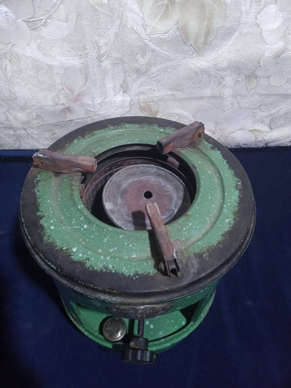 جوله قديمه شغاله للبيع 25 الف


**إذا كنت صاحب هذا الإعلان وتريد حذفه لأي سبب، رجاءا أرسل رسالة إلى الدعم الفني**