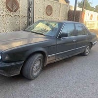 من رخصت الكروب  بي ام 735 للبيع  كير مكينه شرط تبريد ثلج  تخم تاير غرف...