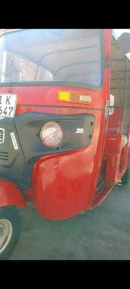 السلام عليكم تكتك للبيع مرقم كبل تحويل مكان الحسينه راشديه السعر 4 و500وبيه مجال رقم ***********
