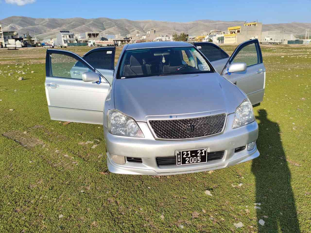 شاهینەی ئەتڵەت  2005 بڕاوە
بڕاوە بەتامی ساغ
نرخی 50گەڵا
بیلاد سپۆپتە
مەکینە 182
بێ بۆیاخ تەنها شووێن بڕاوە کانی بۆیاخە
بێ شووخت و لێدراو
گێڕومەکینە بەشەرتی 10فیتەر
هەموو شتێکی بەشەرت
3دووگمە
دوو کوشن کارەبا
لایتی ناوچە کوێر
ئاوێنە ئەخەوێت
بڕێک بەستراوە
تەقەو ڕەقە بەشەرت
تکایە تکایە تەنها فرۆشتن ئەکەم گۆڕینەوە  ناکەم
ڕەحمەتان لێ بێ ماڵی خەڵک سووک مەکە ئەگەر بەدڵت نییە سەرم مەیەشێنە
تەنها جوابی تەلەفوون ئەدەمەوە 
ژ.م:***********
ژ.م:***********
