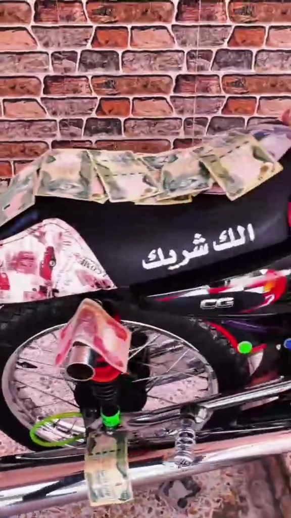 ماطور جديد  السعر 9000 وبي مجال راسلني خاص


**إذا كنت صاحب هذا الإعلان وتريد حذفه لأي سبب، رجاءا أرسل رسالة إلى الدعم الفني**