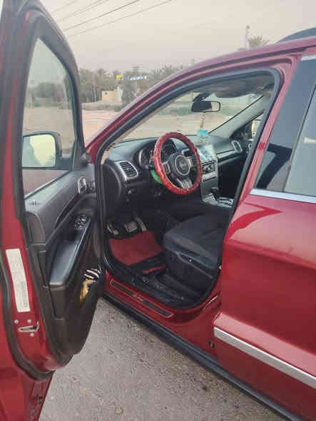 السلام عليكم للبيع جيب لاريدو موديل 2012 رقم بغداد مداور ثاني يوم بأسم المشتري وارد امريكي حادثها بنيد تبديل وصبغ الجاملغ الامامي بدون أي ضرر داخلي
#مواصفات_السياره تشغيل عن بعد 
بصمه أبوب
كاميرا دواره
تحكم ستيرن جهتين
مثبت سرعه
تبريد امامي وخلفي
جنطه كهربائيه
دواخل مخمل 
ويل كب كروم اصلي
محرك 6 سلندر
السياره جديده وجاهزه كير محرك تبريدة ثلج تخم تاير حداديه اشتخدام شخصي السعر155التصال *********** @إشارة 

‏
