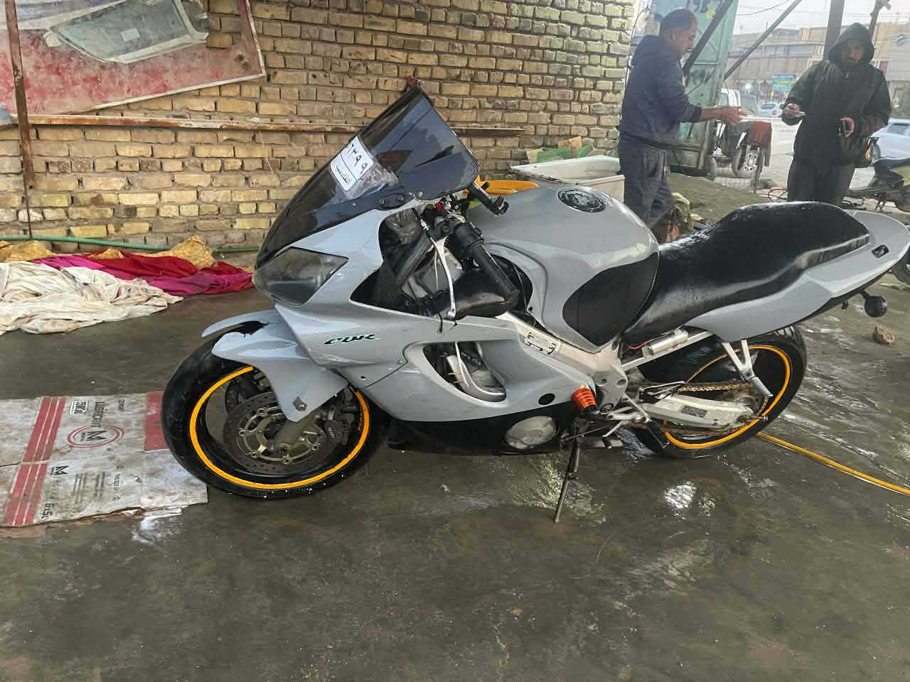 بطح للبيع 
التفاصيل خاص


**إذا كنت صاحب هذا الإعلان وتريد حذفه لأي سبب، رجاءا أرسل رسالة إلى الدعم الفني**