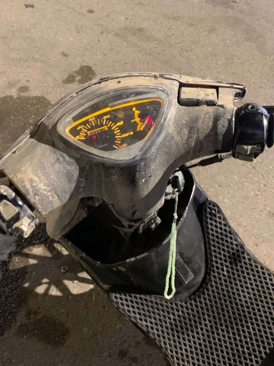 السلام عليكم
للبيع. 
ماكس عدله بلاد 49 ماا مفتوحه كفرات مختمه شغاله سلف وهندر كهربائيات شغاله الدراجه جاهزه من كلشي مكينه خرسه دراجه تخبل سعر 750 مكاني بصره قبله ***********
