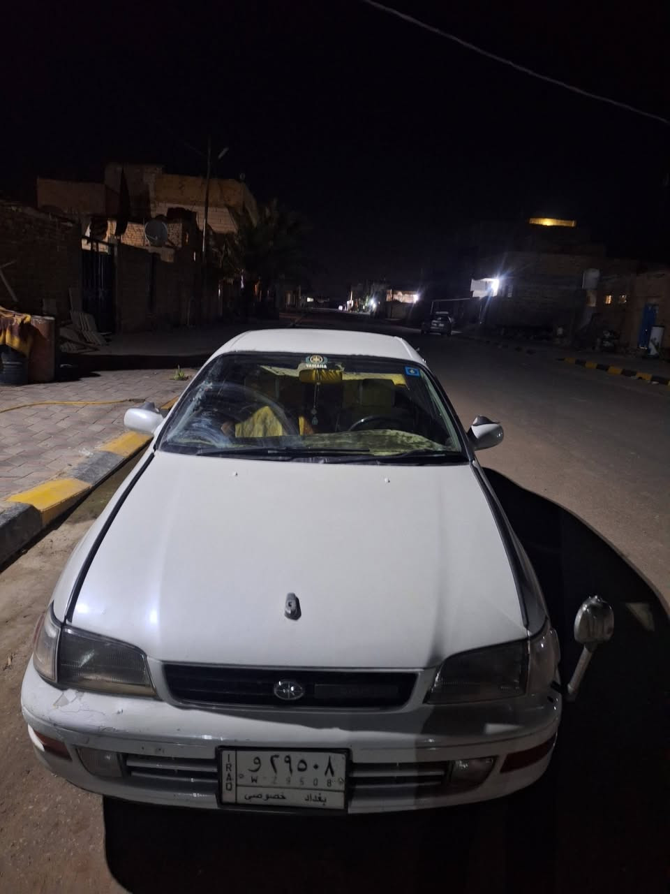 كرونه للبيع كله شغال تبريد ثلج تخم تاير امس شاده 45 $ وبيها مجال حك الجيه 
الاتصال ***********
