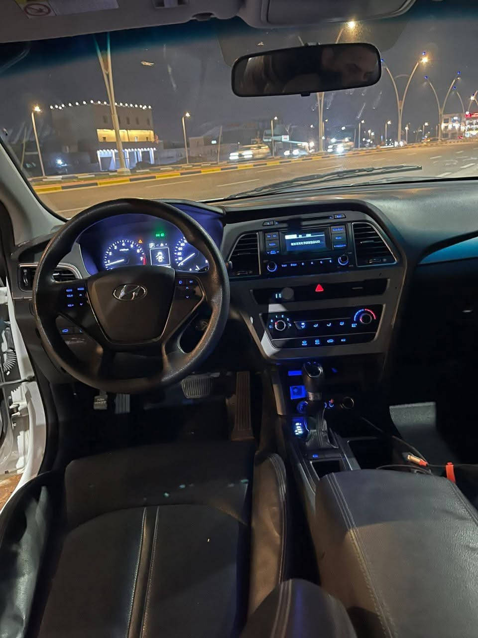 السلام عليكم
هونداي سوناتا SONATA
موديل 2018أصل لون ابيض
محرك 2000 غاز أصل
  
ادوات ادوات دخول جديد✨ (گصه جنطه)

(  شمالي الرقم الانكليزي )
 
تحكم ستيرن  
 كشنات تدفئه وتبريد
مري شفط 

كير ومحرك وحداديه وتبريد كفاله كفاله

السياره كامله من كلشي تاخذها جاهزه للأخير
ونضافه  100/100 

((دخول جديد شرط امس دخلت 🚨))

#مكان البصره 
#السعر والأ ستفسار 
#اتصل ‭ ***********
