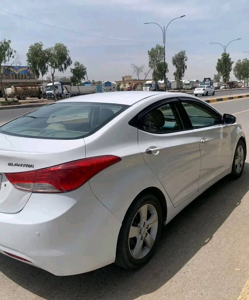 النترا موديل محرك 16 دوش بيها شبر بالبوند وشبر وشويه بالدوسه صبغ بدون ضرر رقم اربيل جديد سنويه جديده سياره مال جناي شرط التحويل #السعر_110وبيهامجال شاري اتصل على الرقم ***********مندوب الثقه باادارت ابو محمود بيع سريع عندك سياره تريد تبيع ارسل صور السياره على الواتساب ***********موصل الايسر
