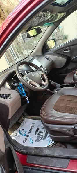 توسان خليجي ٢٠١٤ رقم بغداد
مكينة ٢٠٠٠
ماشية ١٢٠ كم 
كير مكينة بلاديات بدون فتح 
فول مواصفات 
بنوراما فتحات ٢
ويل كروم 
تحكم ستيرن 
شاشة كامرا حساسات
بصمة تشغيل
تبريد ثلج
وبعد بيهة مواصفات
المكان بغداد
فقط قطعة وحدة صبغ اثر جراد لباقي مكفول وسونار مع الصور
السعر ١٣٥ $ وبيهة مجال قليل
موديل ٢٠١٤ وماكو هيج موديل بهذا سعر 
للأتصال *********** بغداد
