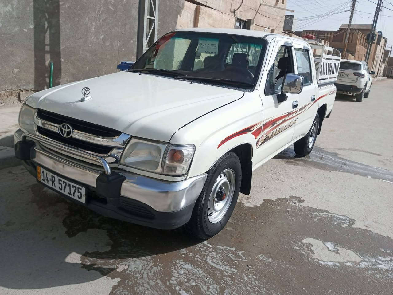 سلام عليكم تيوتا هايلوكس موديل 2005بصره انكلزي كفاله عامه شاصي مكينه وكير وحداديه تخم تأير تبريد ويه السويج جاهزه تحويل بيع مراوس مكان ناصريه غراف *********** بغداد, العراق
